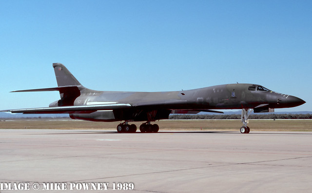 85-0060 - 1985 fiscal Rockwell B-1B Lancer, with the 96th BW at Dyess AFB in 1989