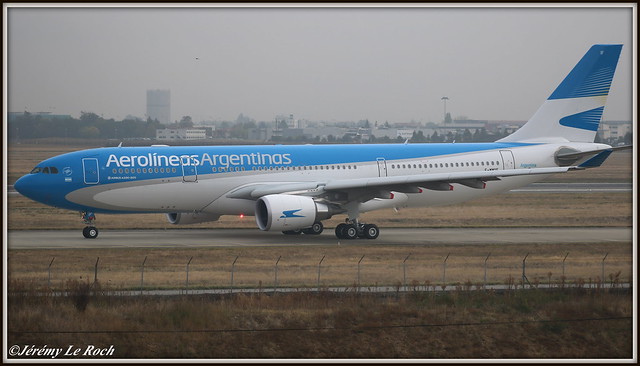AIRBUS A330-200 AEROLINEAS ARGENTINAS LV-GIF MSN1748 (F-WWYF)