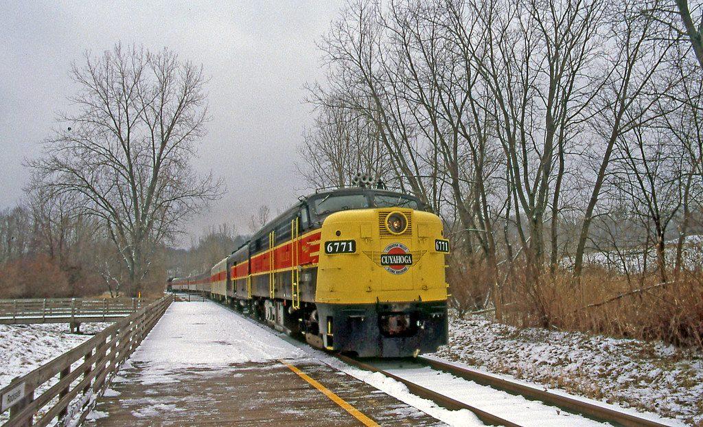 Train Rockside Rockside Road in Winter | A National Park Scenic train arriv… | Flickr