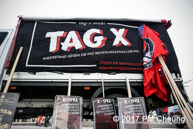Tag X - Keine FPÖ Angelobung! Gegen die Normalisierung des Rechtsextremismus! Kein Friede mit Österreich! - 18.12.2017 - Wien - IMG_7168