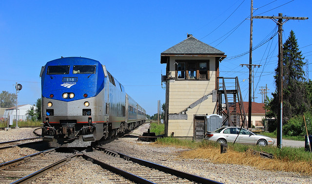 Amtrak 303 at Ridgely - 2009