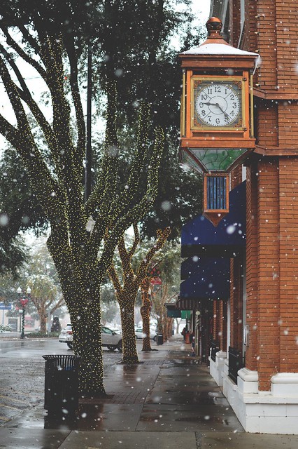 Forest City's first snow of the year