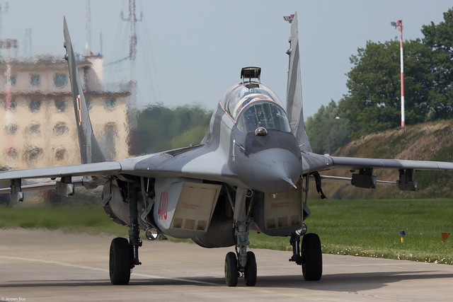 Polish Air Force MiG-29GT 4110 41.elt, taxiing back to the platform, Malbork Air Base