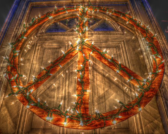 *Real* Christmas Peace Lights - Software Edited