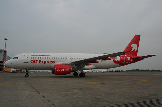 SP-IAA Airbus A320-214 OLT Express