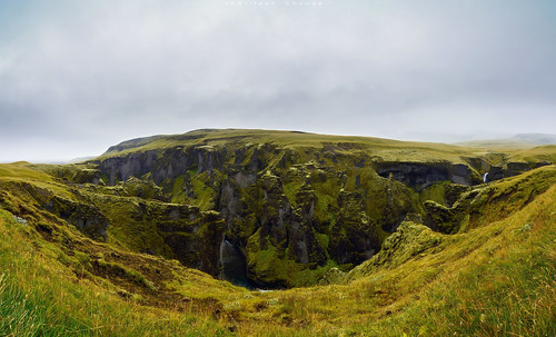 fjaðrárgljúfur canyon panorama fjaðrárgljúfurcanyonpanorama fjaðrárgljúfurcanyon cliffs bedrock iceland weather kirkjubæjarklaustur travel landscapes highlands icelandiclandscapes icelandichighlands