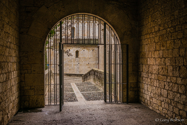 Girona Gate