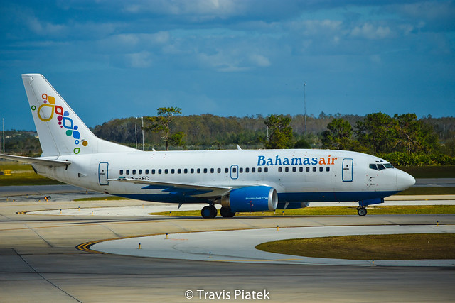 Bahamasair –  Boeing 737-505 C6-BFC @  Orlando