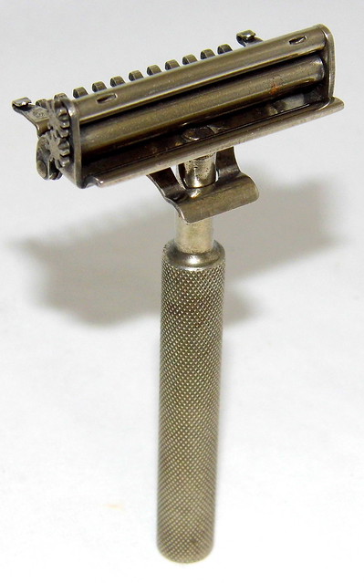 Vintage Valet AutoStrop Single Edge Safety Razor, Model VC1, Rear View, Made In USA, Circa 1920s
