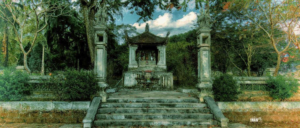 Ngo Quyen Tomb
