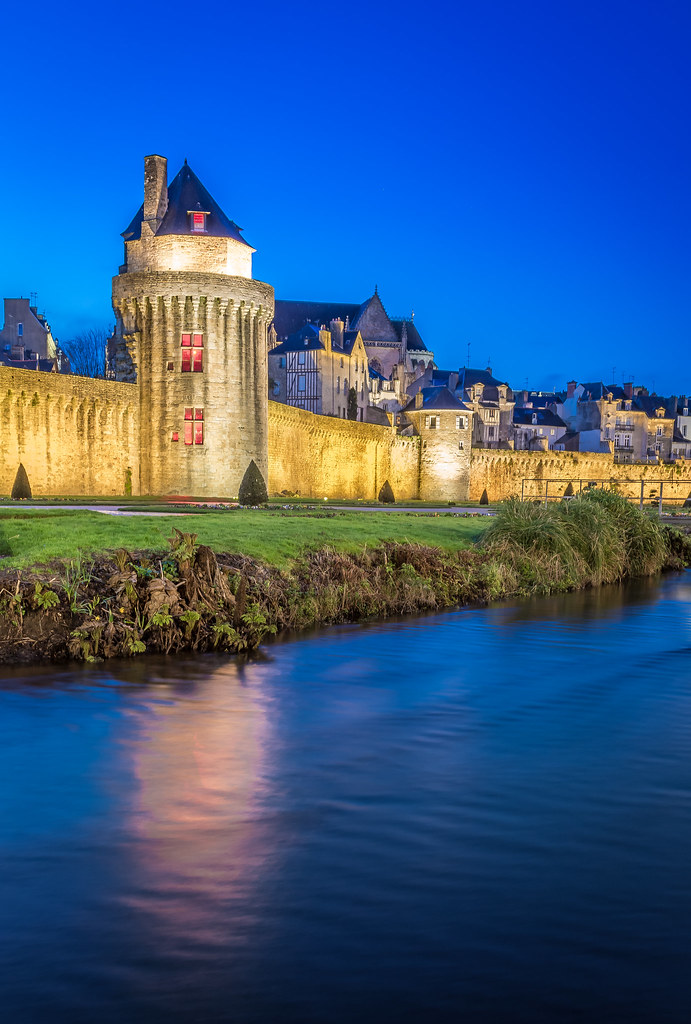 Home sweet home | Remparts de Vannes I Bretagne I France Cop… | Flickr