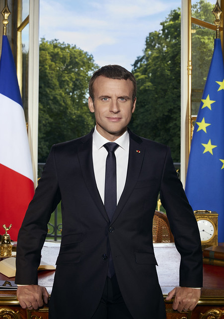 Portrait officiel d'Emmanuel Macron