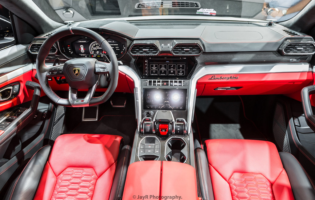 Lamborghini Urus Interior | Very high-tech. | JayRao | Flickr