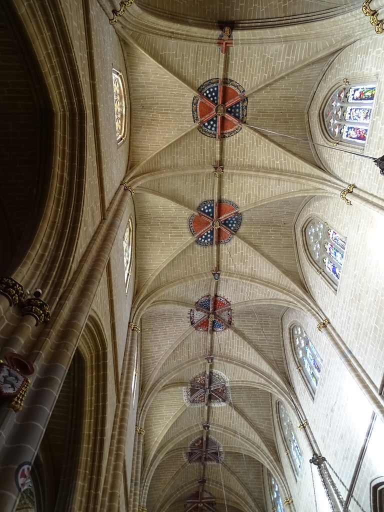 boveda con escudos policromados interior Catedral de Santa… | Flickr