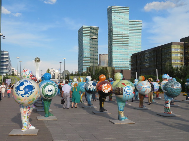 Nurzhol Boulevard (бульвар «Нұржол»), Astana (Астана)