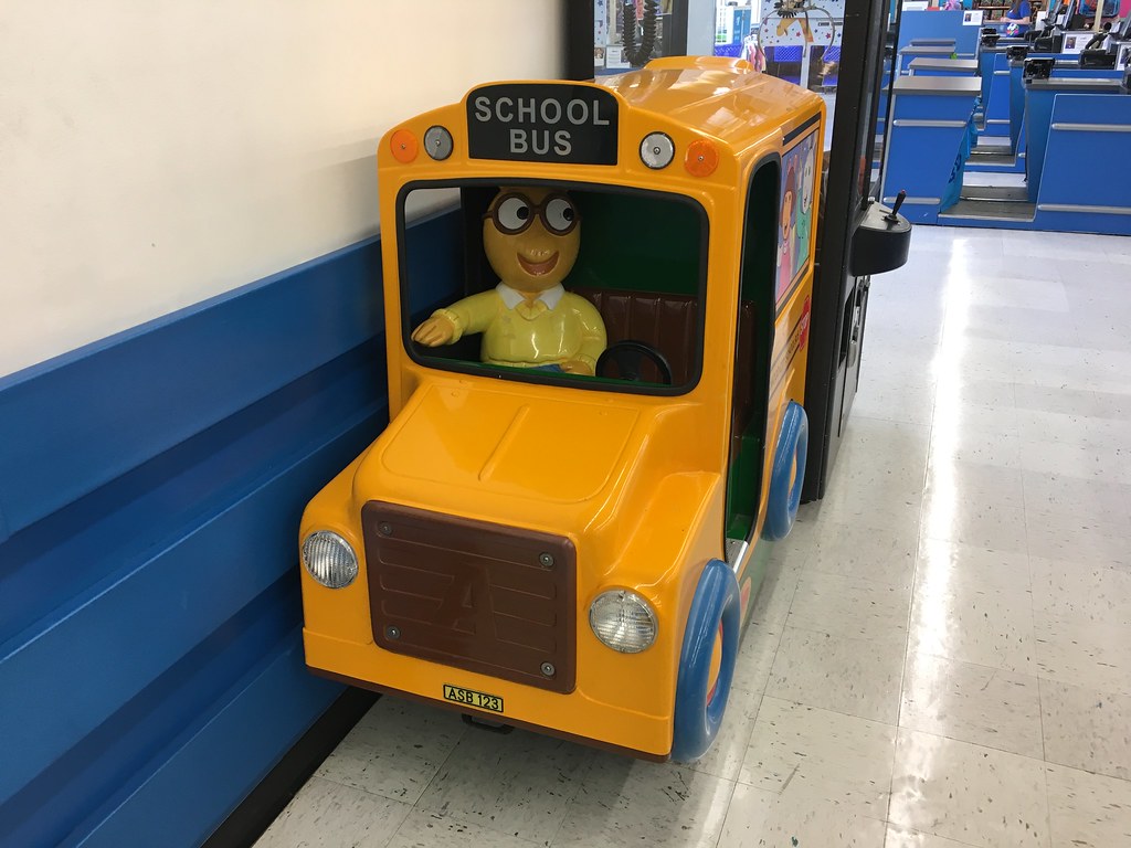 Arthur School Bus Kiddie Ride [Eletech Refurb] - a photo on Flickriver