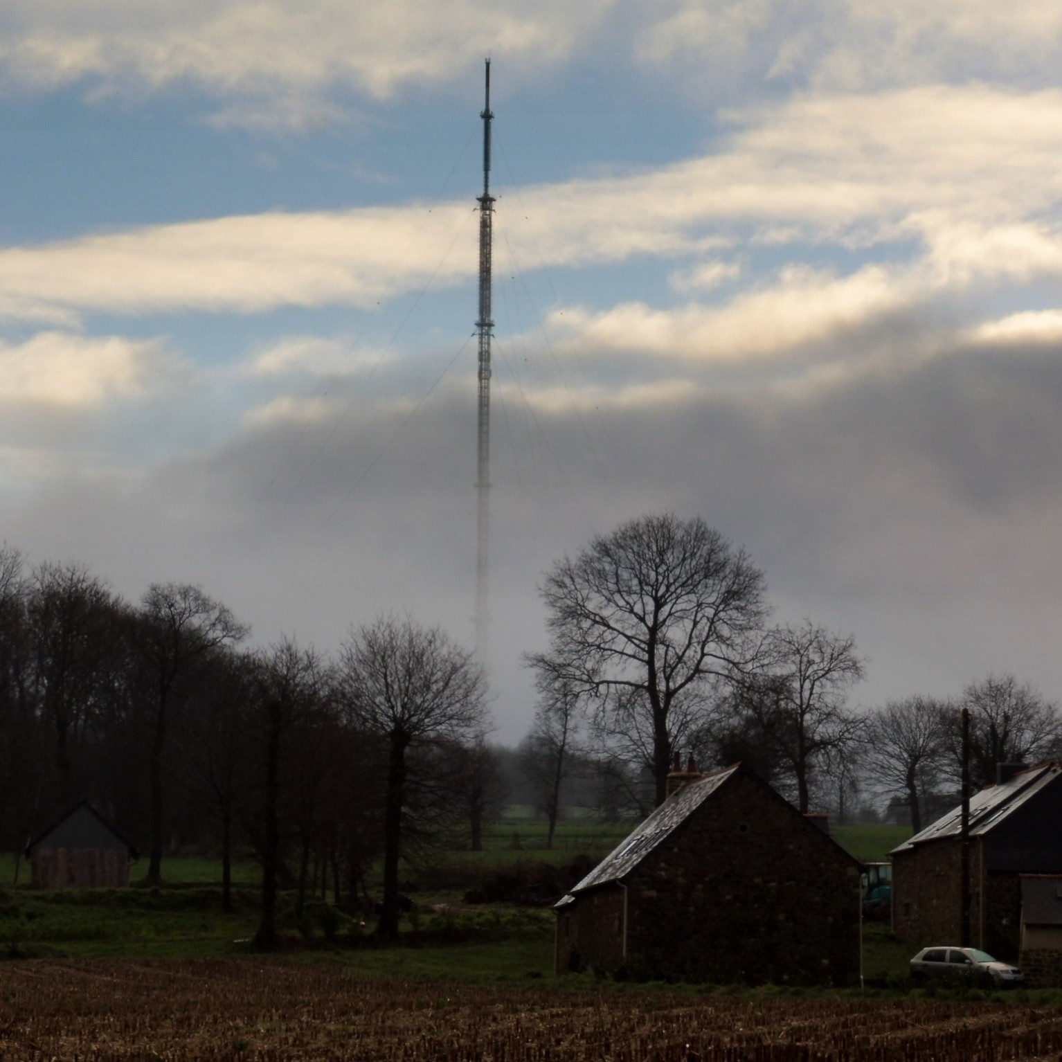 Antenne dans les nuages