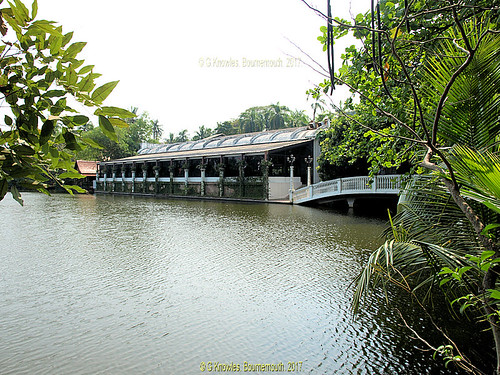 The Restaurant at The Rose Garden, now known as the Sampran Riverside in February 2010, Pet Kasem road, Sampran, Nakhon Pathom Province, Thailand. | by samurai2565