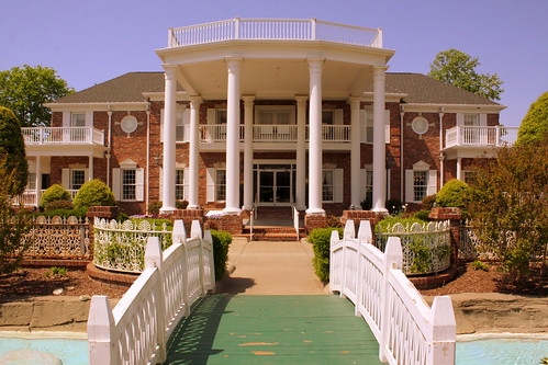 Conway Twitty Mansion - Hendersonville, TN