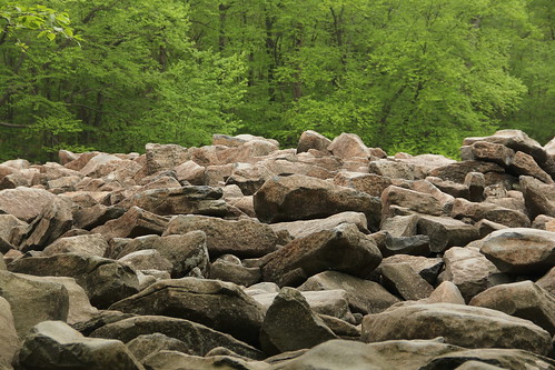 pennsylvania buckscounty ringingrockspark boulders