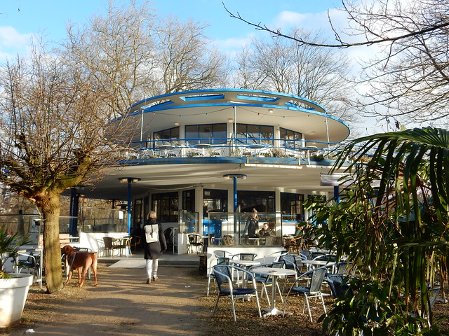 Blauwe Theehuis or Blue Treehouse, Vondelpark