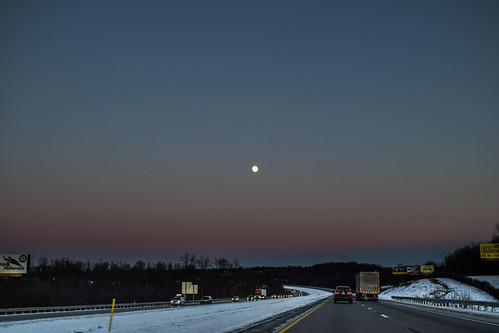 dauphincounty pennsylvania usa northamerica midatlantic appalachia harrisburg unitedstates us pa i81 highway sunset road cars moon