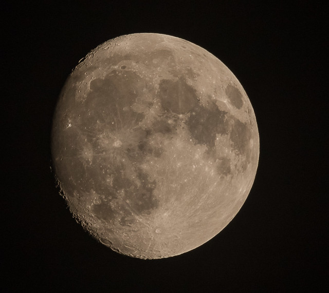 Lune Canon 7D2
