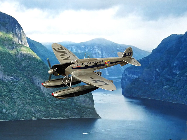 1:72 Heinkel He 70K floatplane, 'LN-KME' of the Scandinavian Airlines System (SAS); operated in northern Norway, 1949 (Whif/Matchbox kit conversion)