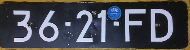 NETHERLANDS LICENSE PLATE WITH STICKER 31-21-FD, PLATE