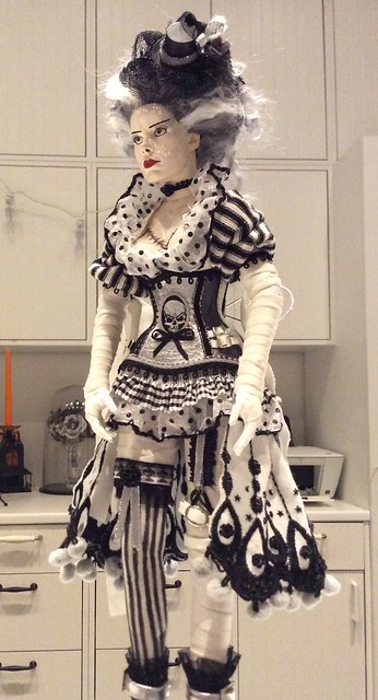 Suzanne Forbes Sideshow Bride of Frankenstein custom OOAK doll.