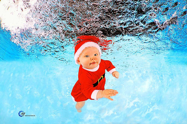 H2OFoto.de Babyschwimmen Unterwasserfotoshooting taken with SUBAL Underwater Camera Housings