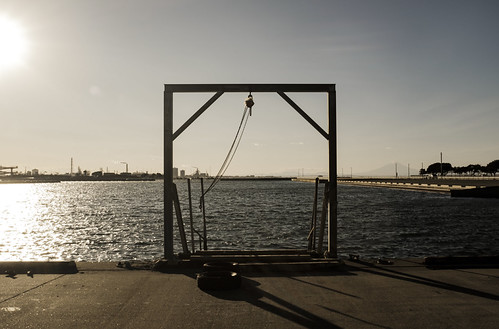 Window by mntkondr, japan chiba kisarazu fuji fujifilm x100f sea bluehour sunset sky flame window port