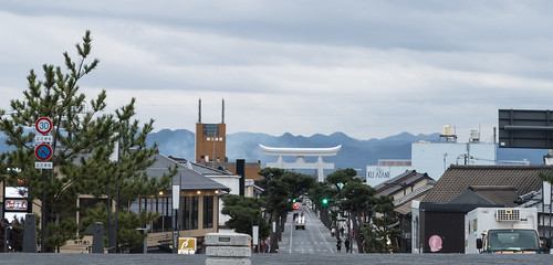 japan izumo izumograndshrine izumotaisha street gate torii 出雲大社 shimaneprefecture