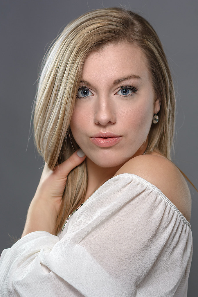 Kristina Rith Kristina - Studio Portrait (Beauty look) | Going back throug… | Flickr
