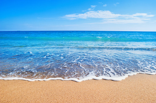 Beach Straight on Water | Google Image | kendra kudla | Flickr