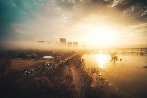 richmond rva cityscape sunrise fog