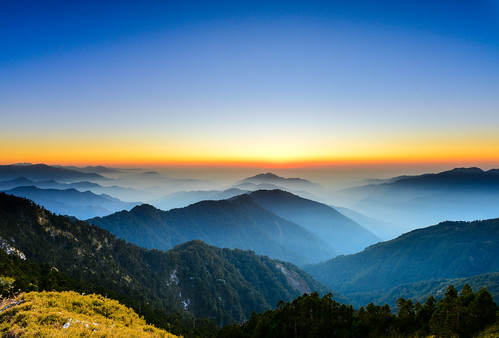 山巒之美(DSC_8490) by nans0410(busy), taiwan nantoucounty renaitownship scenery sunset outdoors landscape hehuanmountain sky fog tone taro