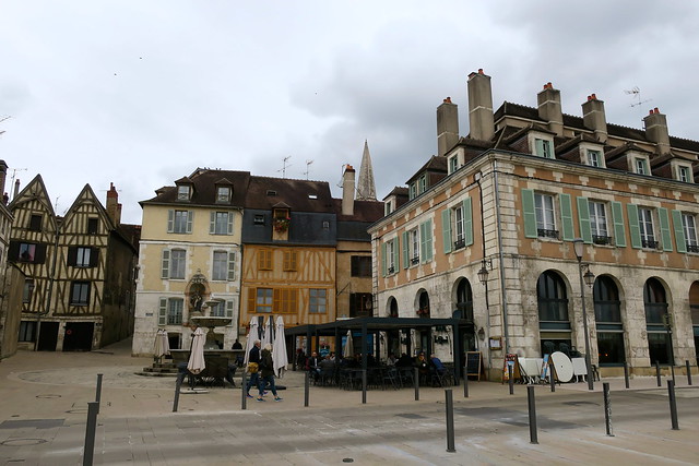 Auxerre-Quartier de la Marine