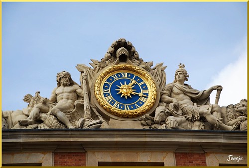 francia versalles 2009 france patrimoniodelahumanidad worldheritage reloj clock escultura estatua sculpture desnudo nude palacio palace europeanunion europa europe