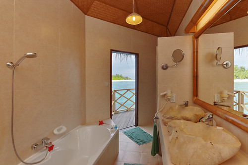 Water Bungalow - Bathroom