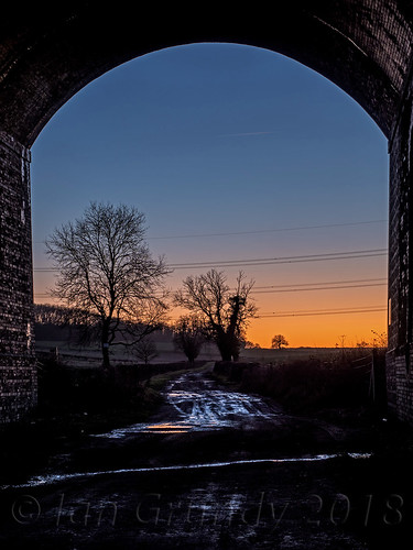 burtoncoggles viaduct light lincolnshire southkesteven eastmidlands midlands england uk olympus omdem1mkii copyright sunset