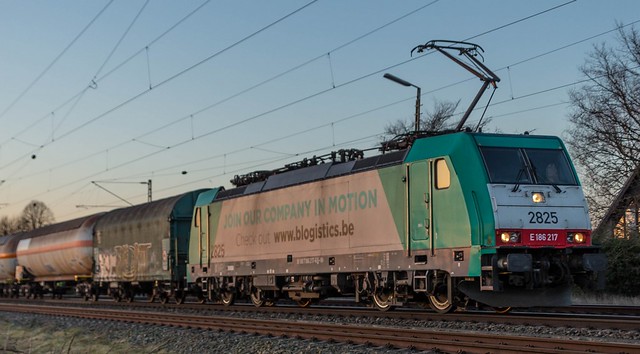 110_2018_02_13_Wissingen_7186_217_SNCB_2825_mit_gem_Güterzug_Löhne