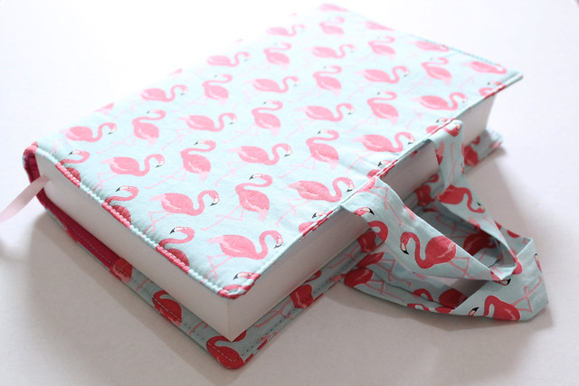 Porta Livro 'Flamingos' (Capa)