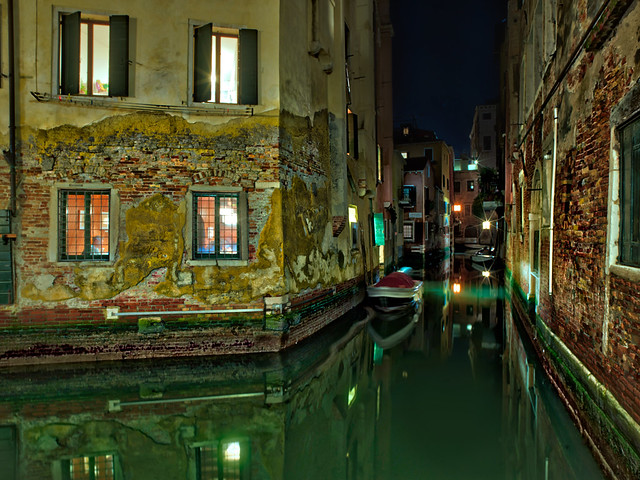 A Night Walk In Venice