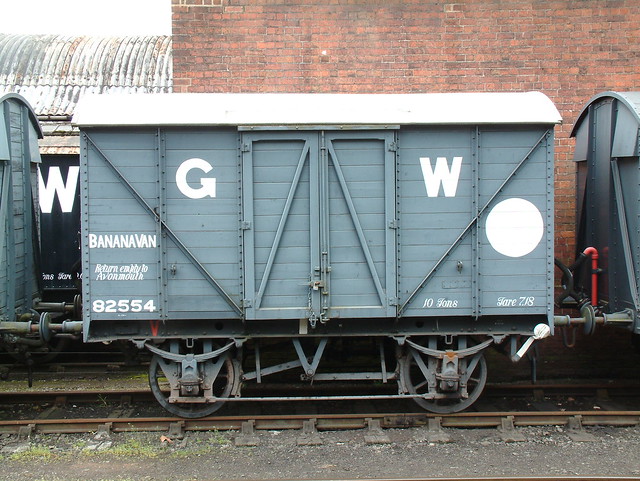 100501 GWRwagons (3)