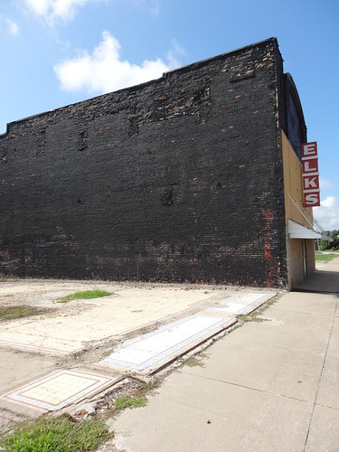 Elks Building. Cairo, IL2 | by chfstew