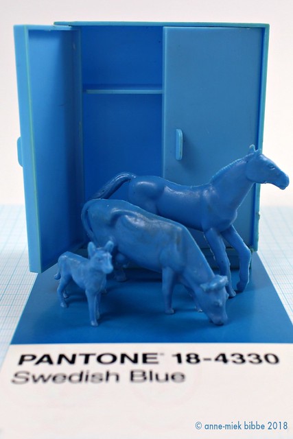 PANTONE 18-4330 Swedish Blue