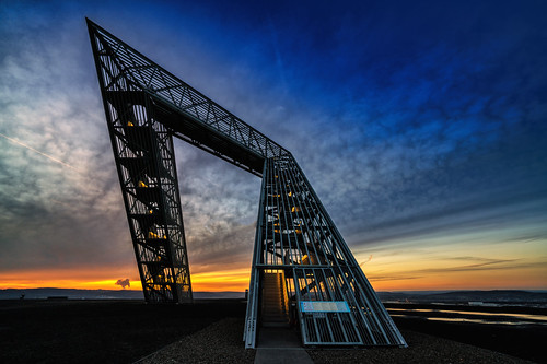 Saarpolygon 16 by Wolfgang Staudt, <a href="http://www.wolfgangstaudt.de" rel="nofollow">www.wolfgangstaudt.de</a>
Das <b>Saarpolygon<