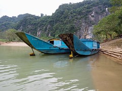 Dong Phong na cave