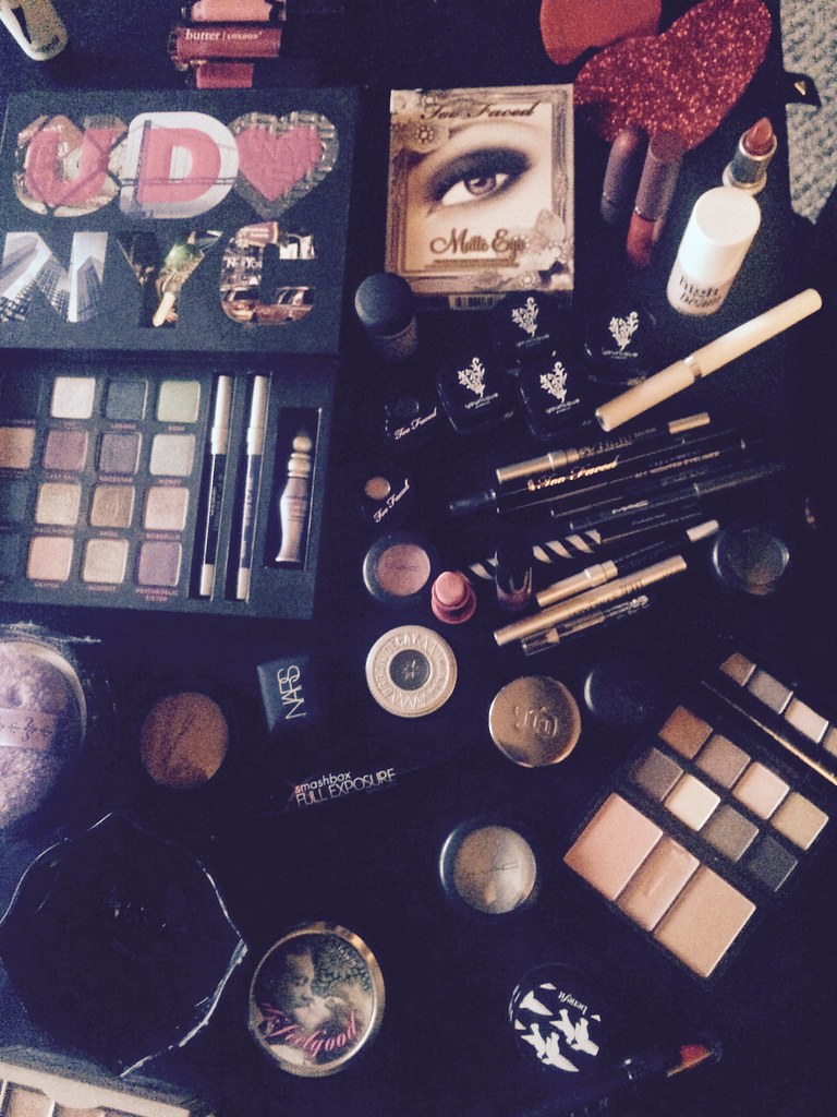 Random pictures of my makeup collection | UD NYC | Kaila’s Makeup ...
